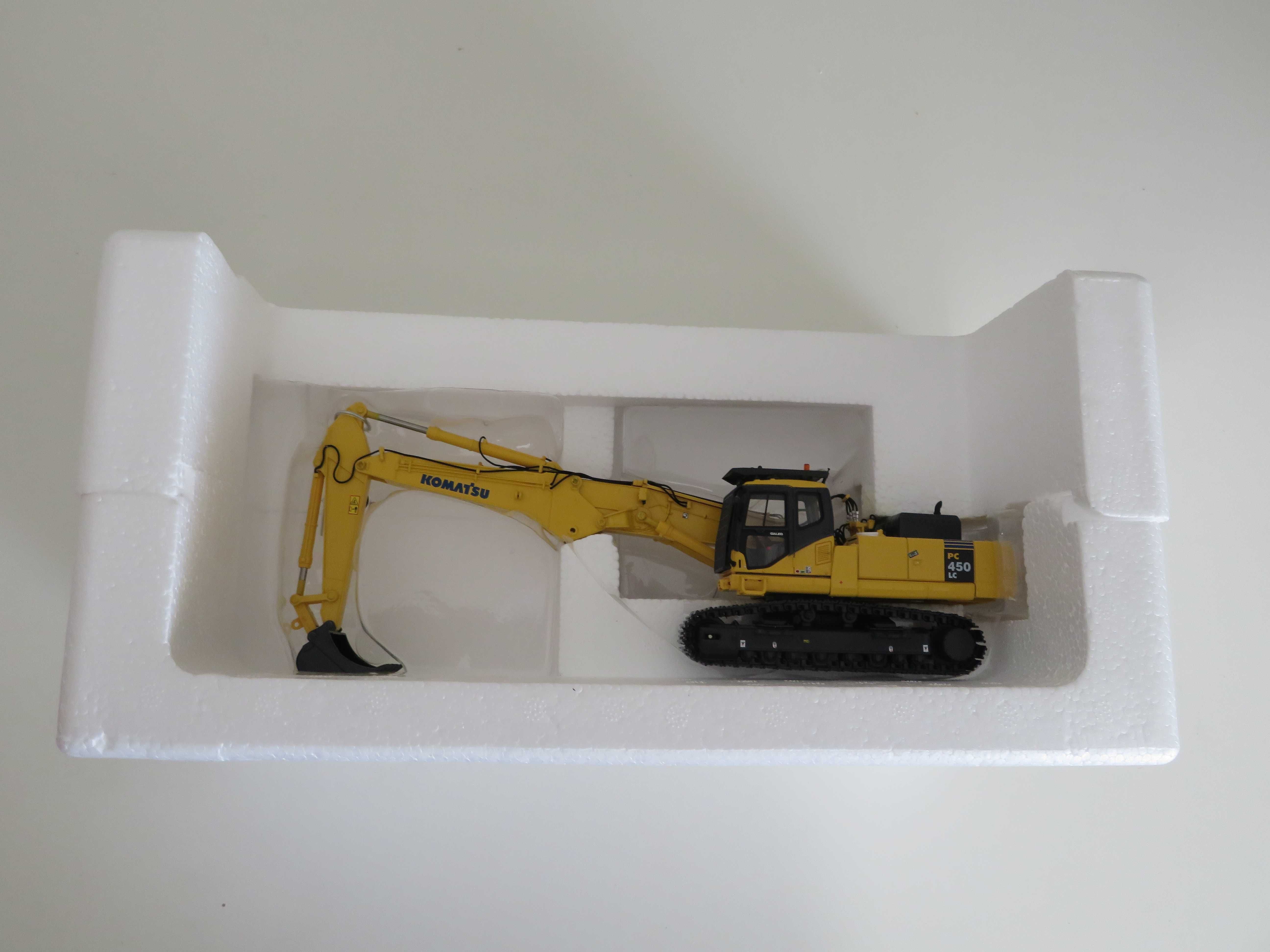 1/50 Komatsu PC450LC Lança Curta