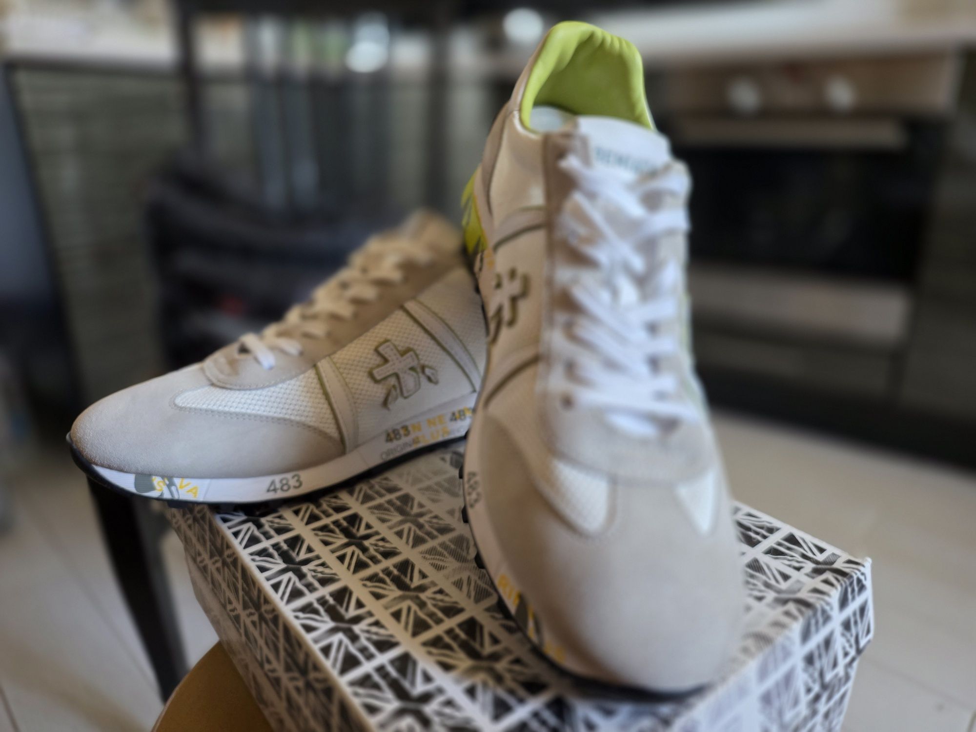 Premiata LUCY var.6148 original Italy 44-й Лето Перфорированная кожа