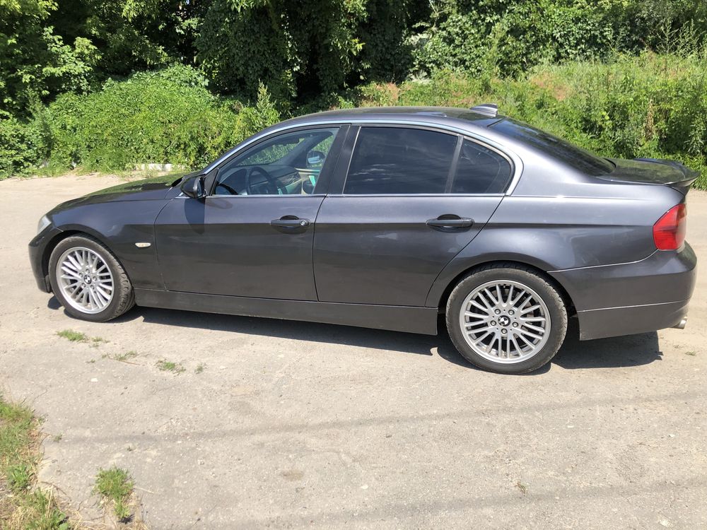 BMW 325i avtomat