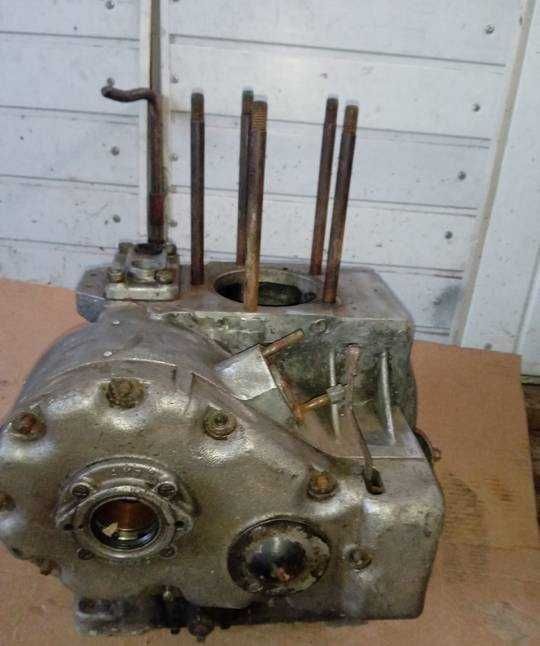 Blok silnika s 7 andoria 301 d