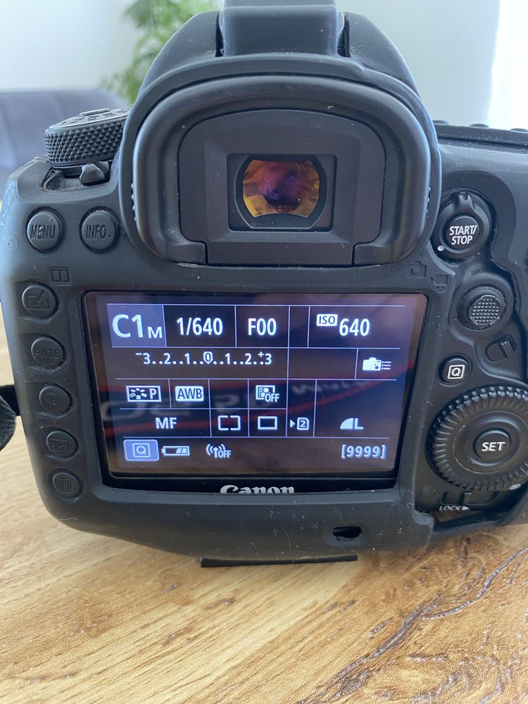 Canon 5D Mark IV