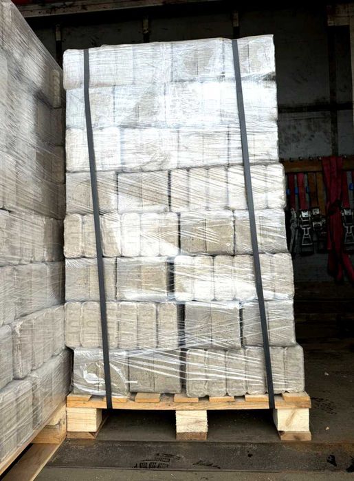 Екологічне паливо пелети торф брикети доставка