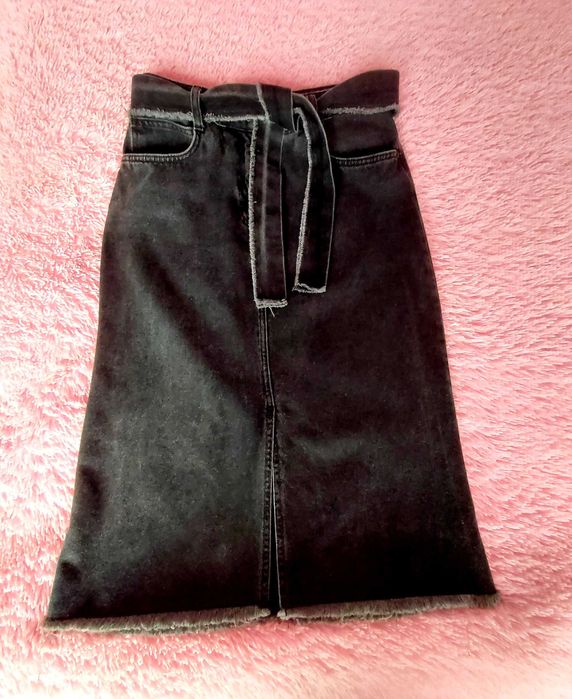 Продам джинсову спідницю DeFacto