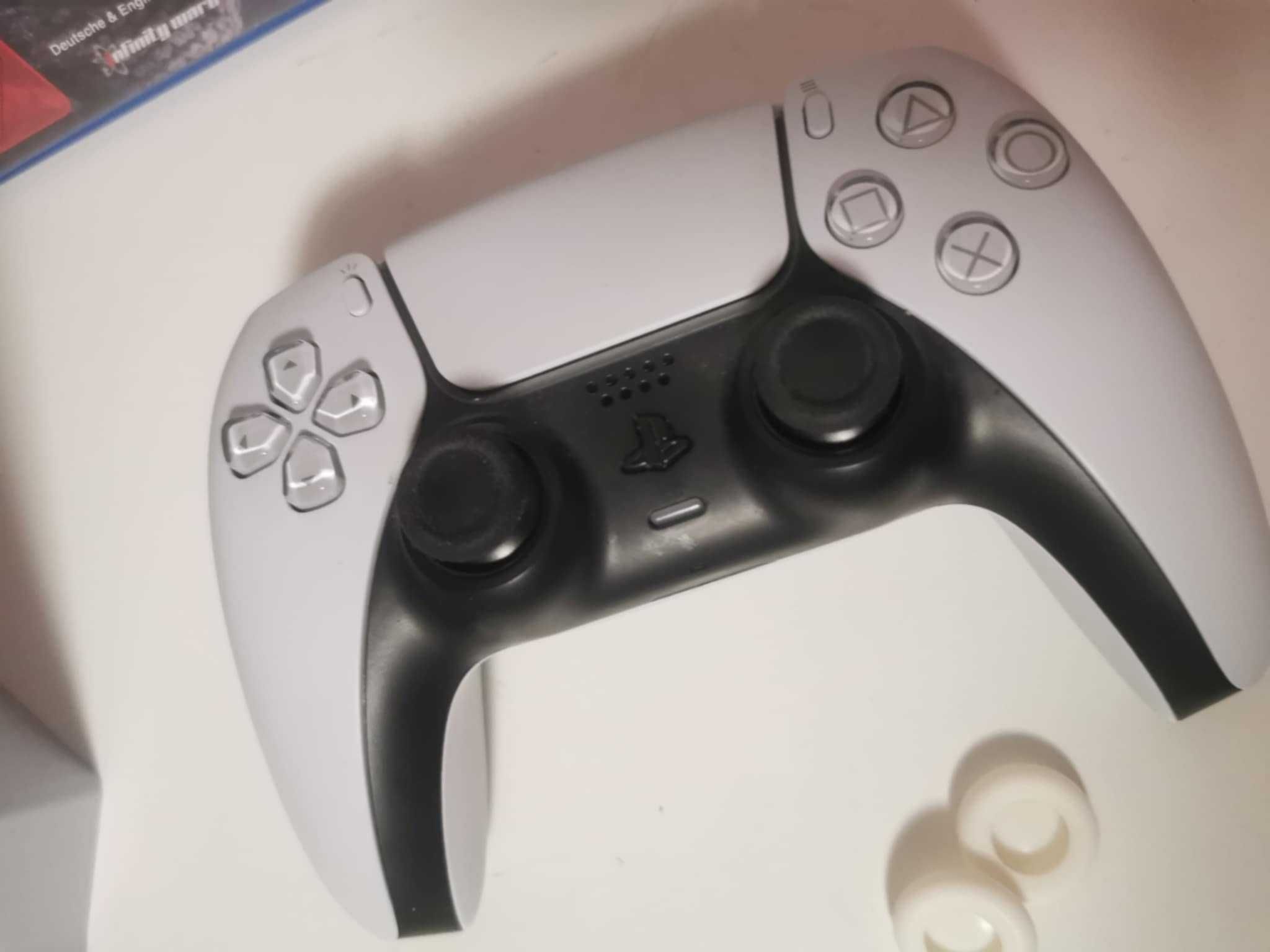 Sprzedam Playstation 5  z Napedem Pad Gra Gwarancja 10/2026 lubzamiana