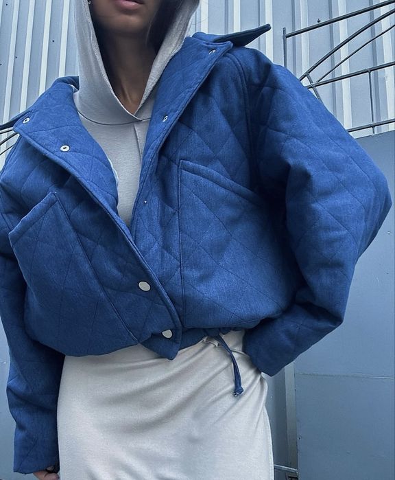 Крутезний утеплений бомбер з деніму