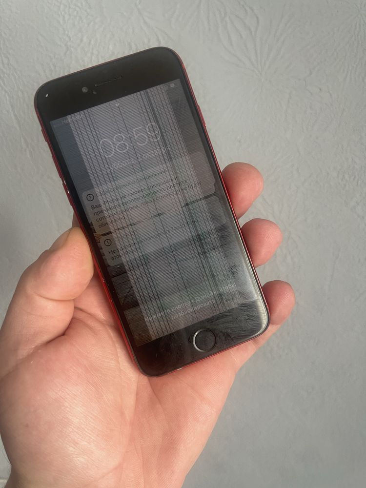 Iphne 8 red на запчастини