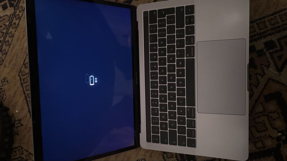 Sprzedam Mac book apple stan bdb