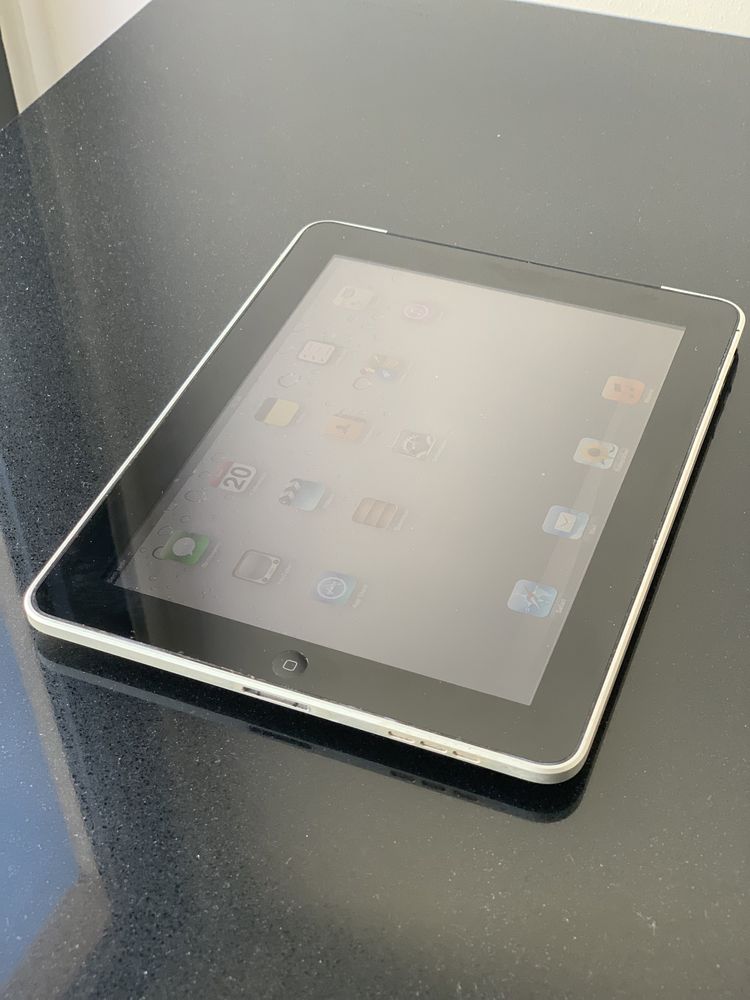 IPad 1 st gen 64gb