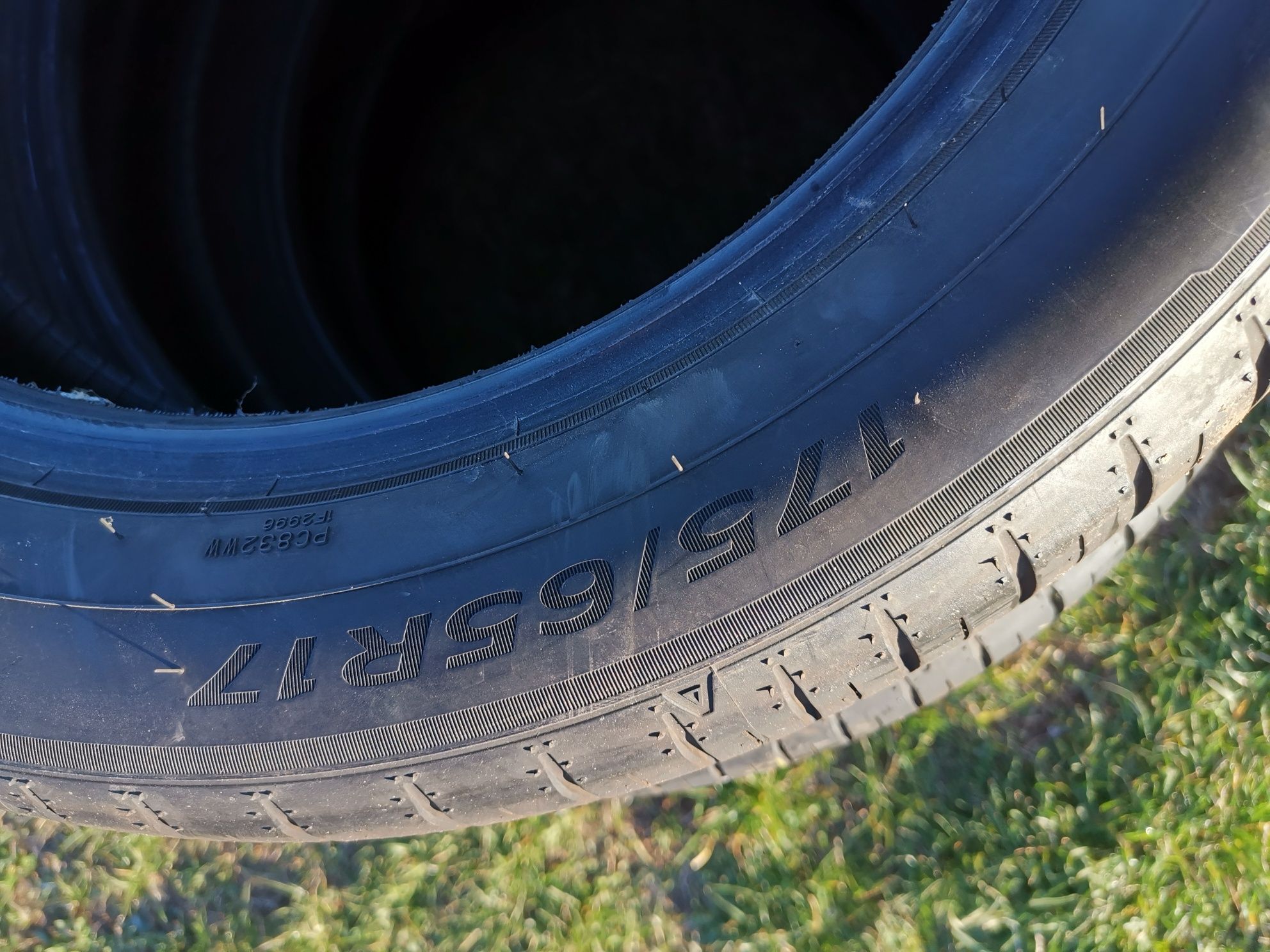 Opony letnie Falken 17