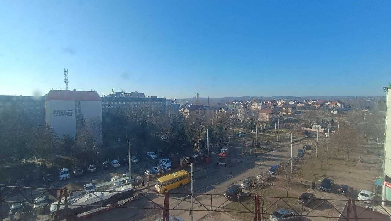 Квартира мансардного типу. Можливий продаж по державних програмах.