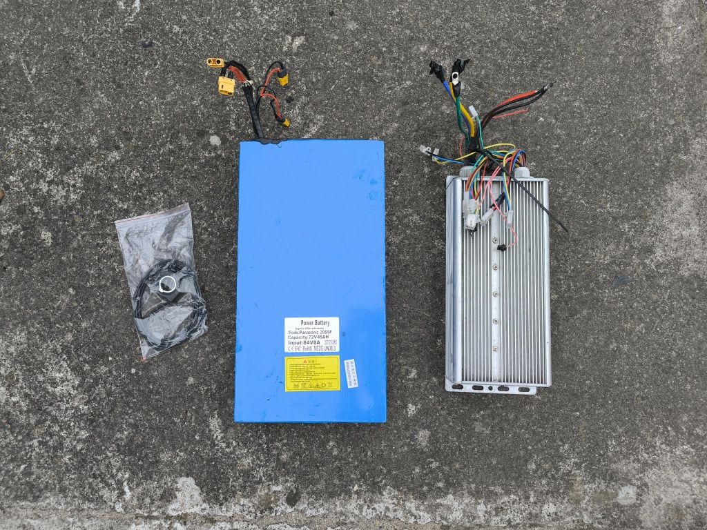 Zestaw: bateria 72V + sterownik 100a + manetka gazu + ładowarka