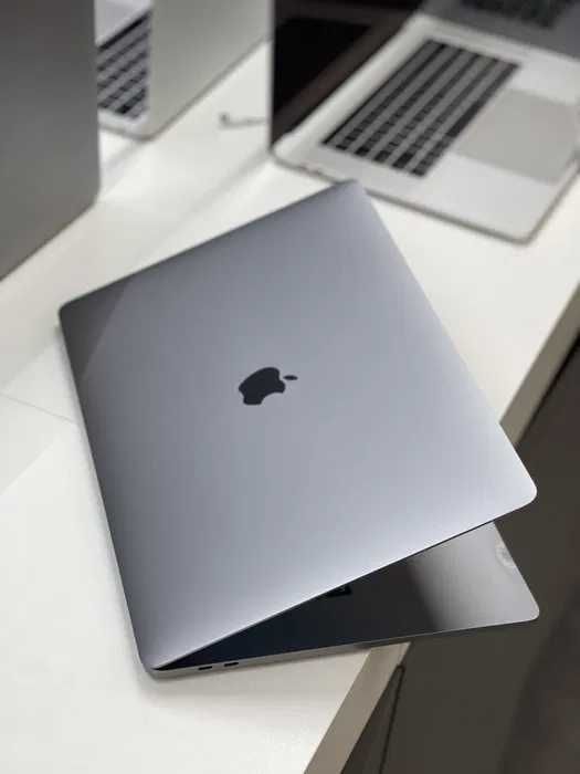 MacBook Pro 15.4’’ 2019 і9 32GB|1TB+4GB • ГАРАНТІЯ＞Київ ТЦ“LAKE PLAZA”