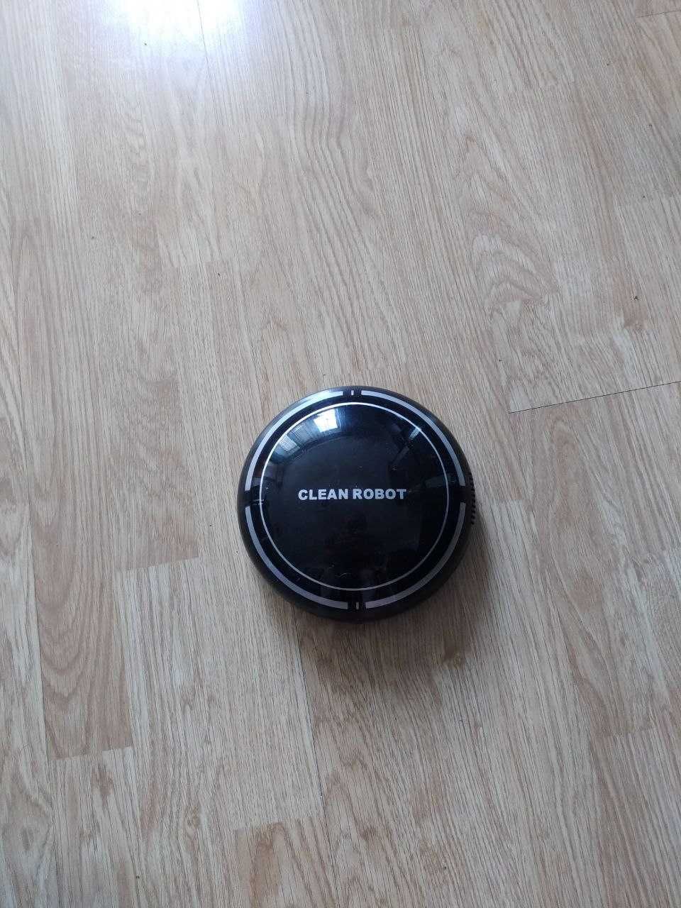 Робот Пелесос есть на продаж  ...