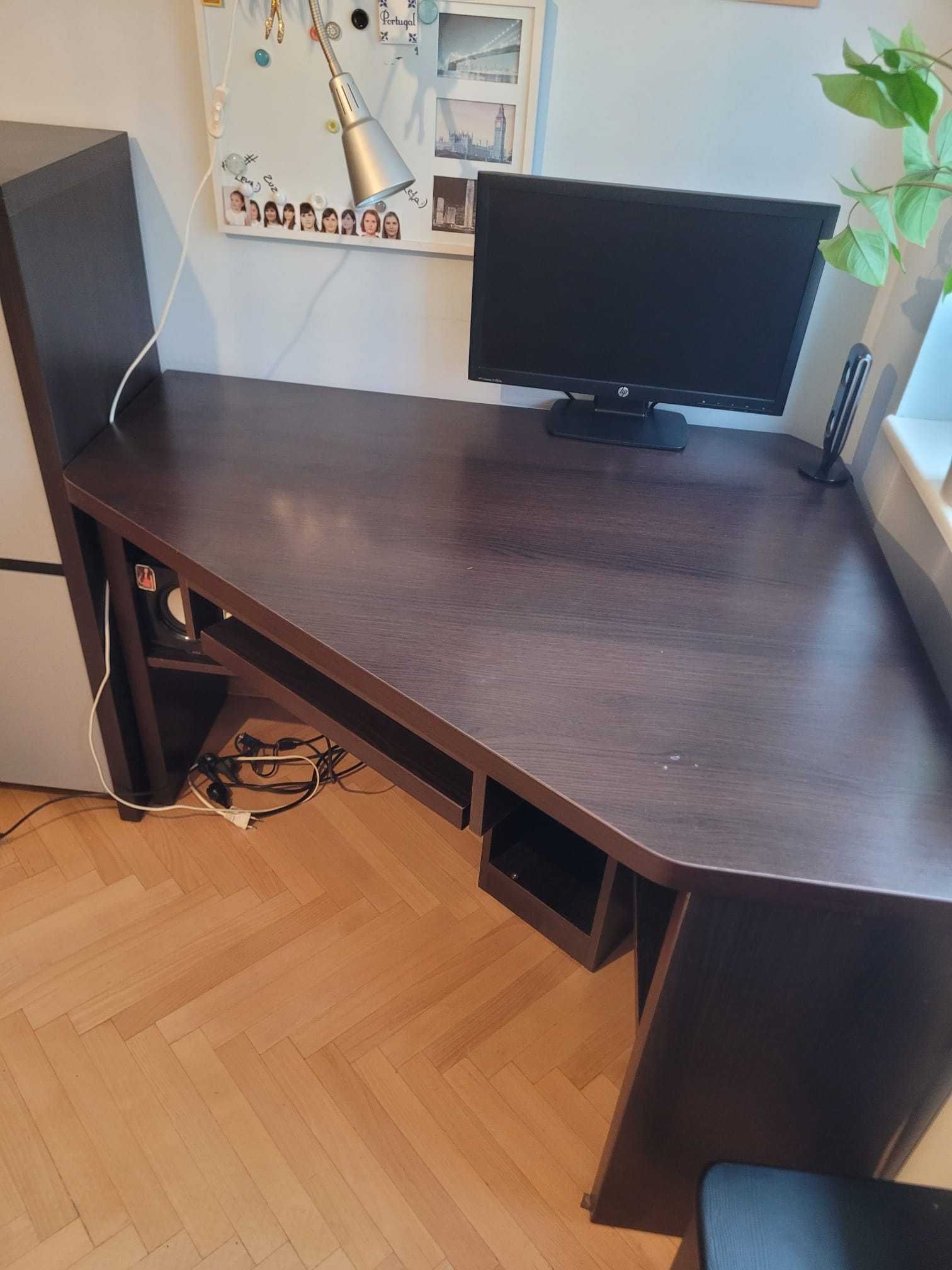 Biurko narożne pod komputer