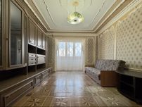 Продам 3-к квартиру пр.Оболонський 40