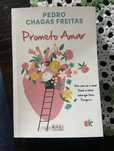 Livro “ prometo amor “