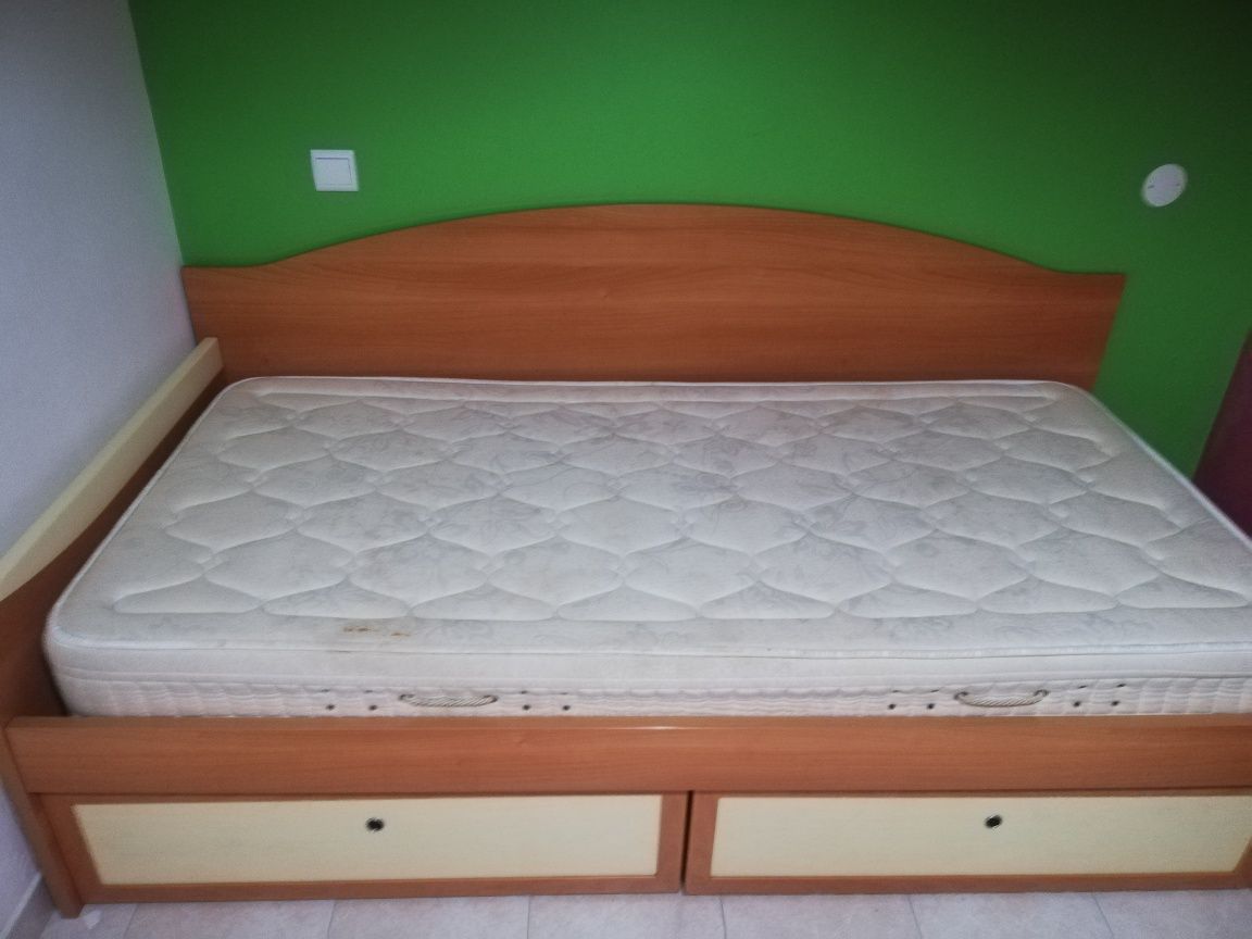 Cama de Solteiro