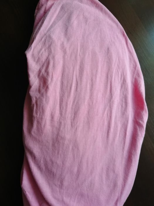 Prześcieradło do łóżeczka