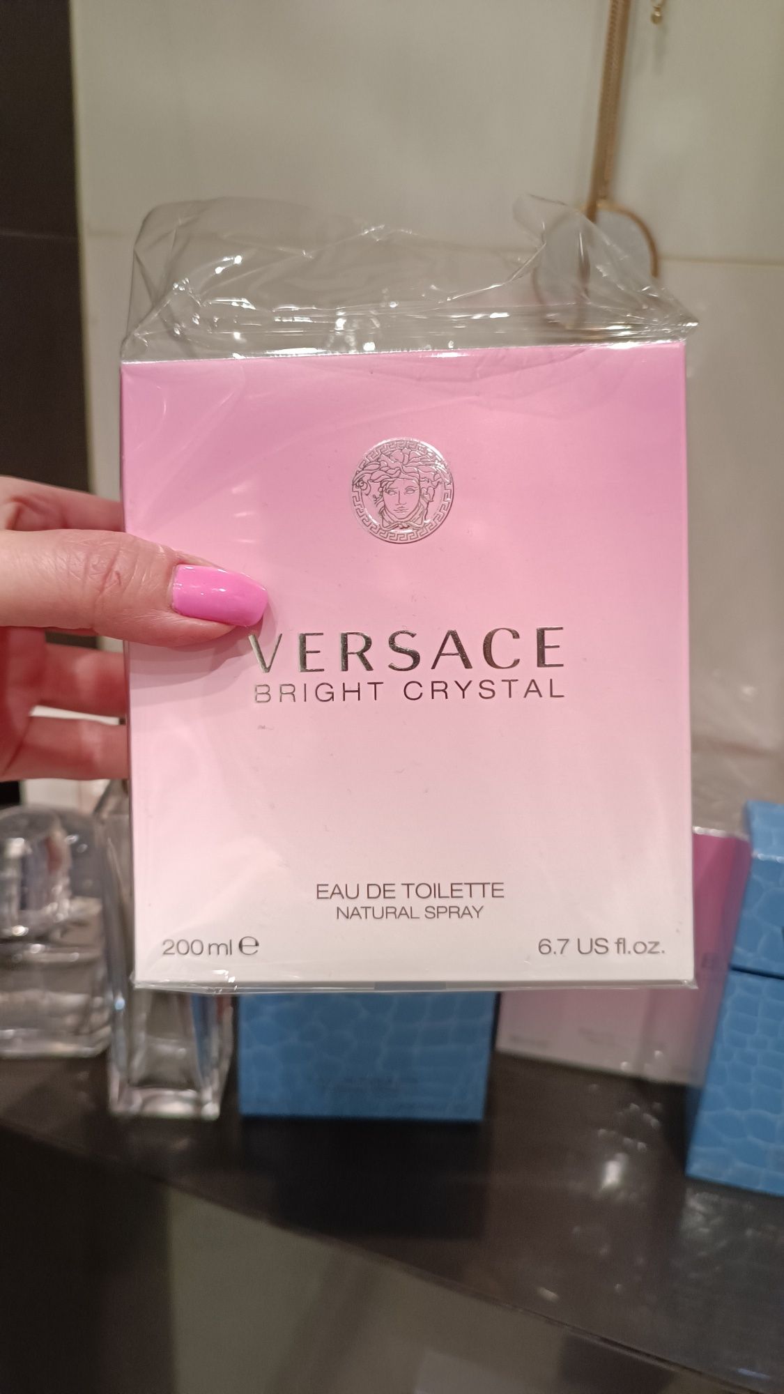 Pudełka i flakony po perfumach Versace Chloe