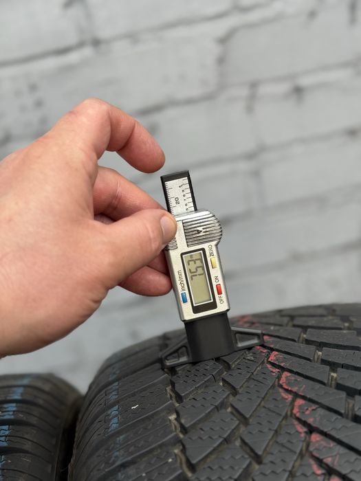 Топова шина‼️Bridgestone Blizzak lm005 102V 225/55 r18 7.7мм 2022рік