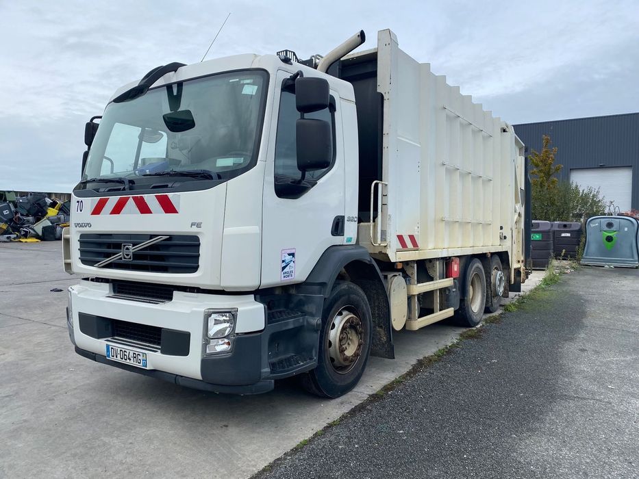 Volvo FE  Śmieciarka SEMAT, Volvo FE 240