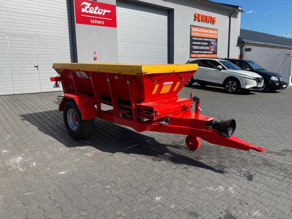 Rozsiewacz Nawozów Sypkich, Wapno, Nawóz. Taśmowy. 3T Lisicki Nowy!