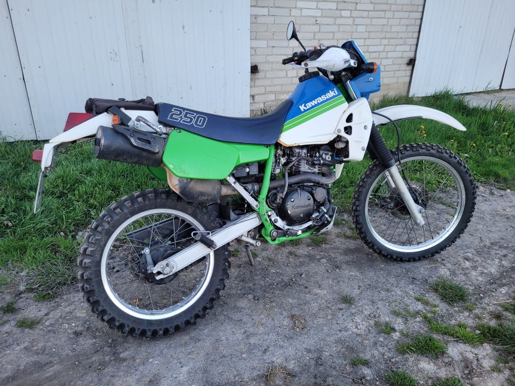 Kawasaki KLR 250