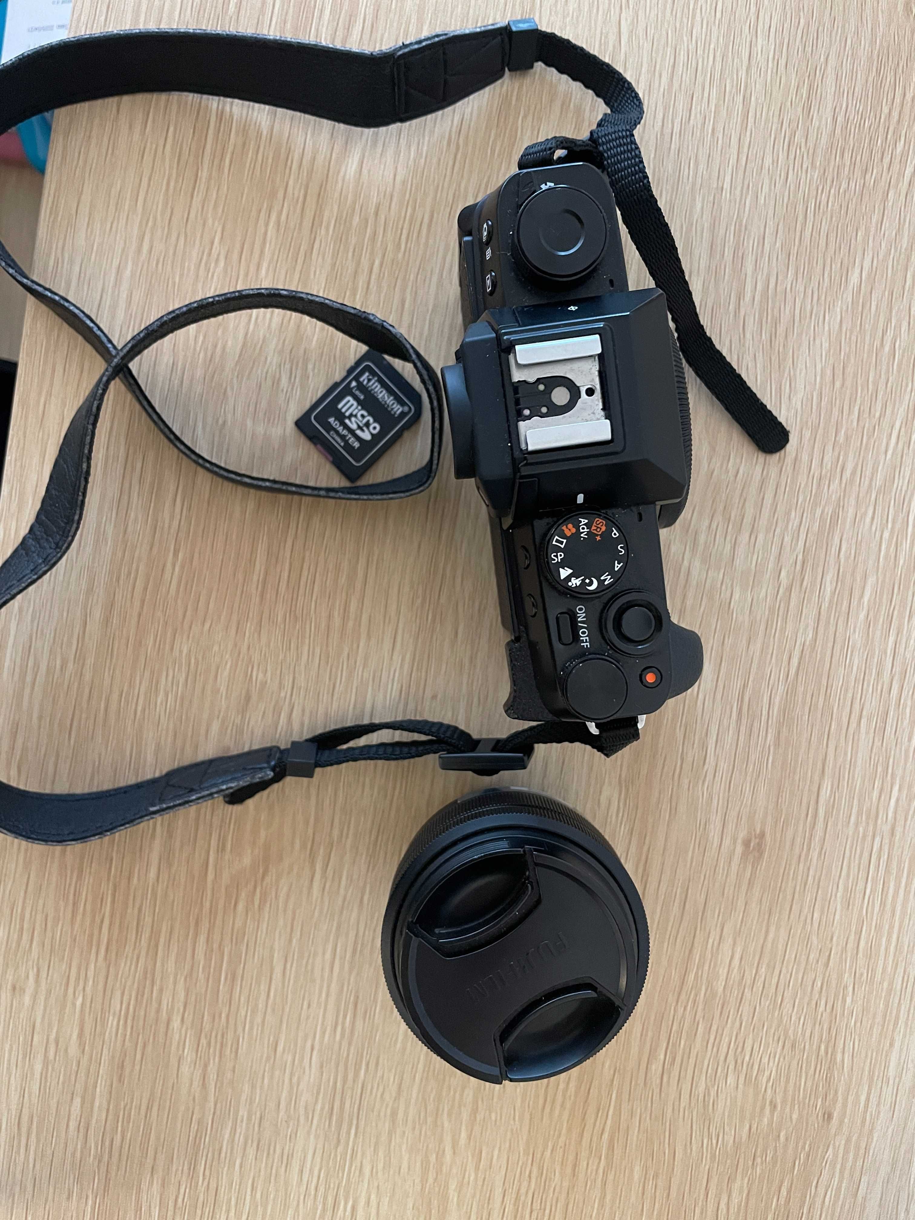 Fujifilm X-T200 + Lente XC 15-45mm f/3.5-5.6