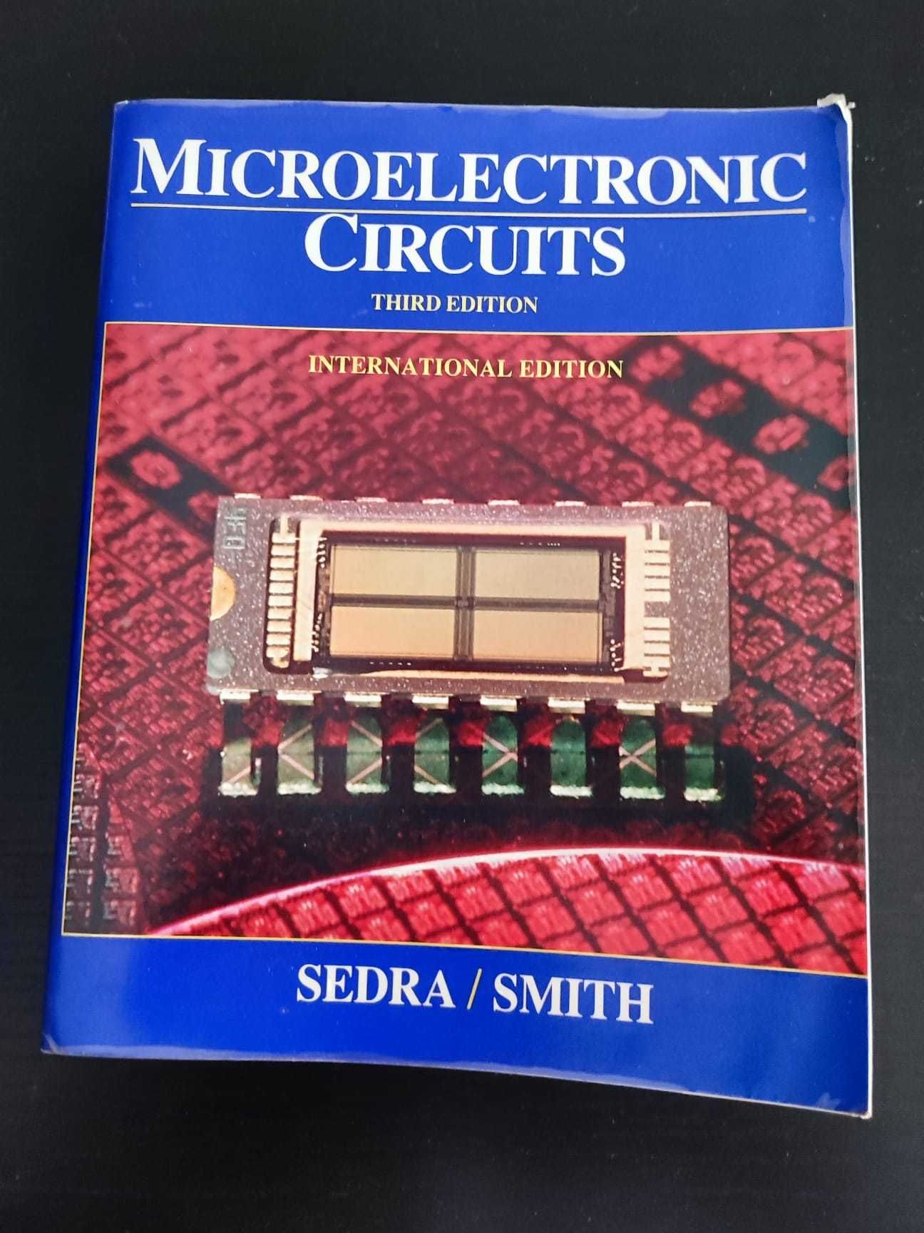 Livro 'Micro Electronic Circuits', de Saunders College