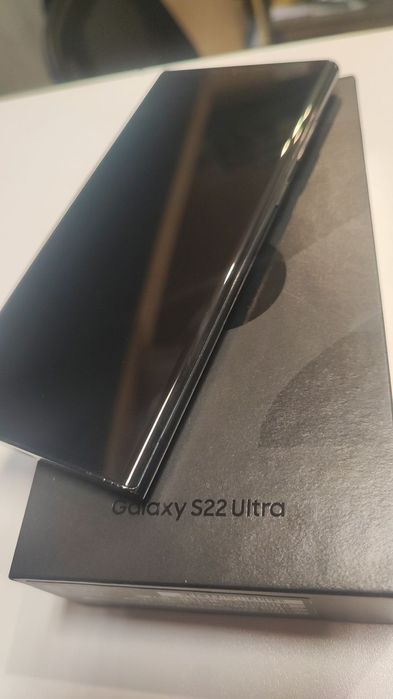 Samsung Galaxy S22 Ultra,kompletny zestaw