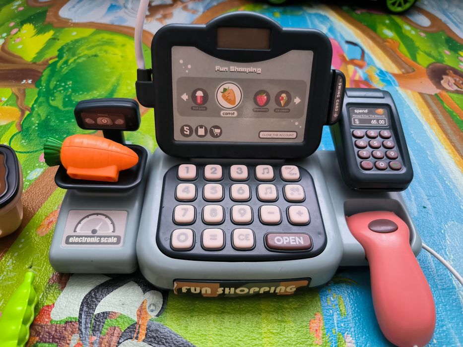 Касовий апарат дитячий