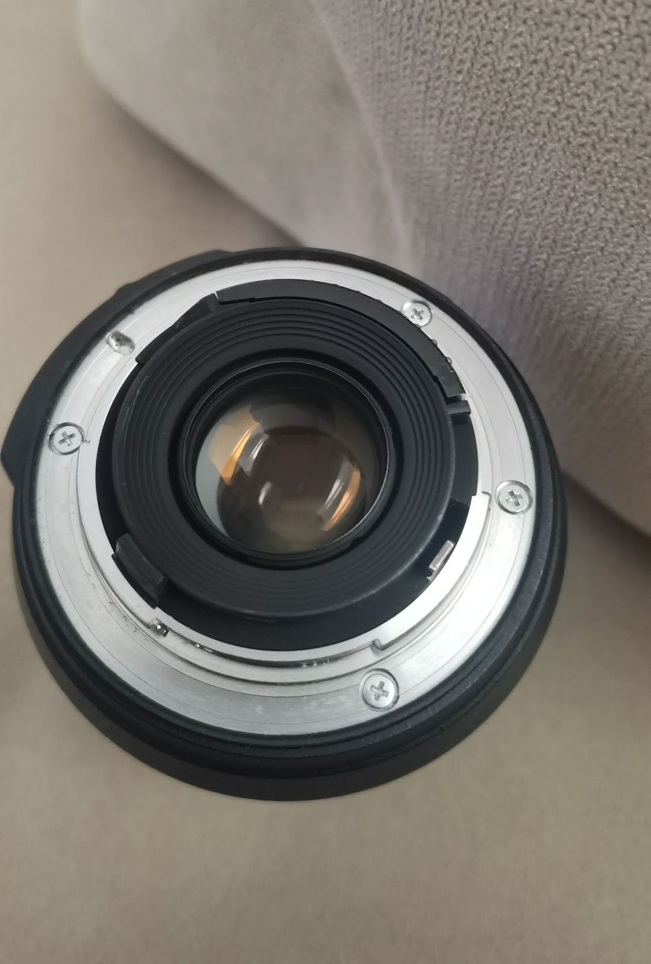 Objetiva Nikon 16-85mm f/3.5-5.6G ED DX VR