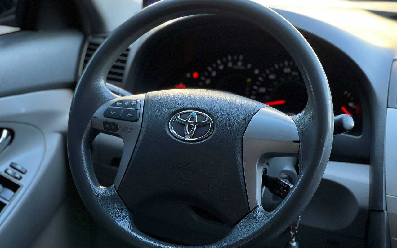 Toyota Camry 2008