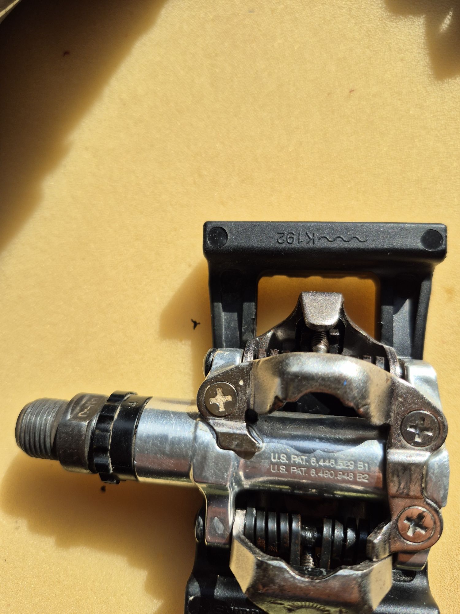 Pedaly SPD SHIMANO z nakładkami plus buty rowerowe Shimano