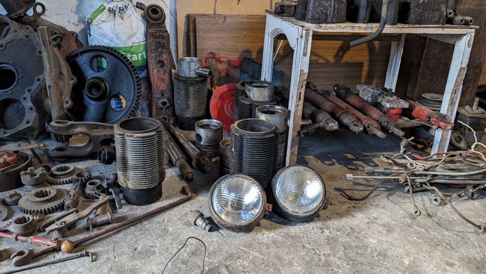 Фари,     замки!