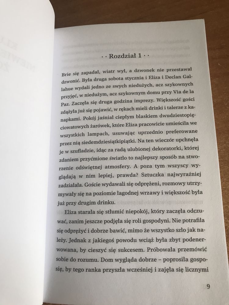 Carrie Karasyov Klub Niewiernych żon