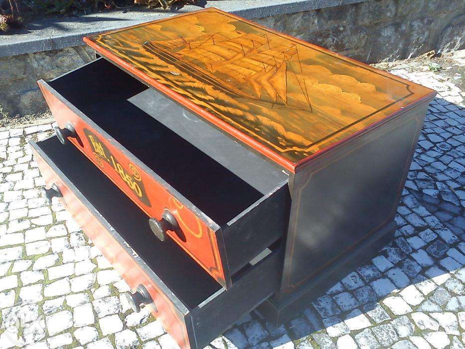 Móvel Naval antigo pintado mão em bom estado par venda ou troca