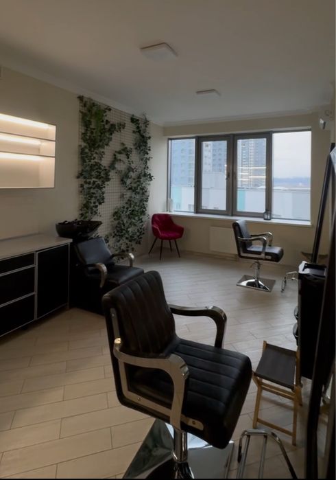 RIVERSTONE! Оренда перукарської зали під ключ. ГЕНЕРАТОР!!! + ECOFLOW.