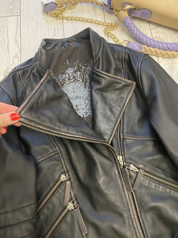Шикарная кожанная куртка . 100% мягкая кожа