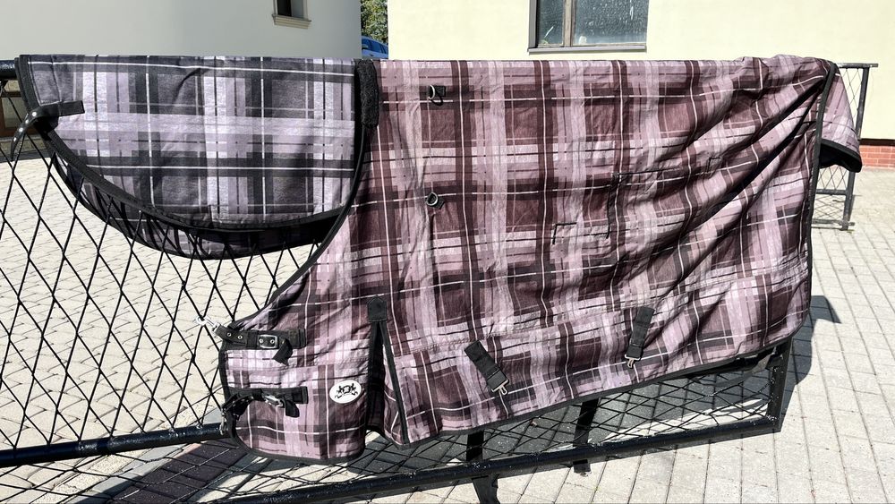 Derka z kapturem padokowa 0g 145cm