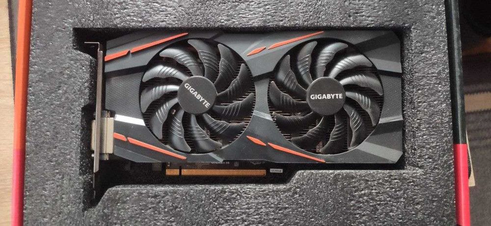 Видеокарта GIGABYTE Radeon RX 570 4GB