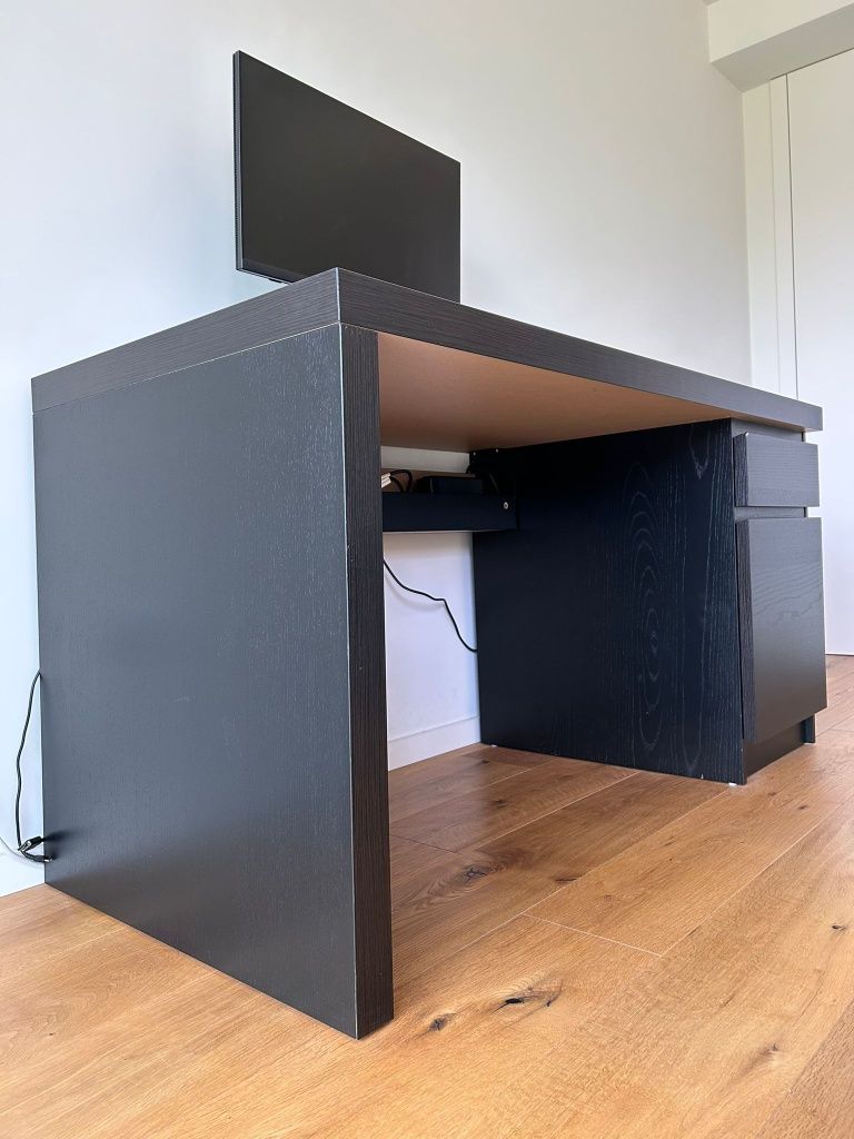 Secretária preta - IKEA "Malm"