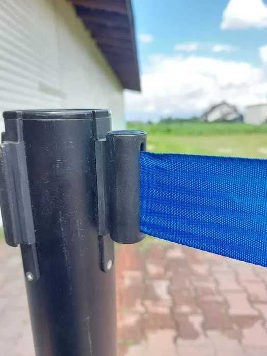 słupki odgradzające z taśmą 10 szt. stalowe czarne