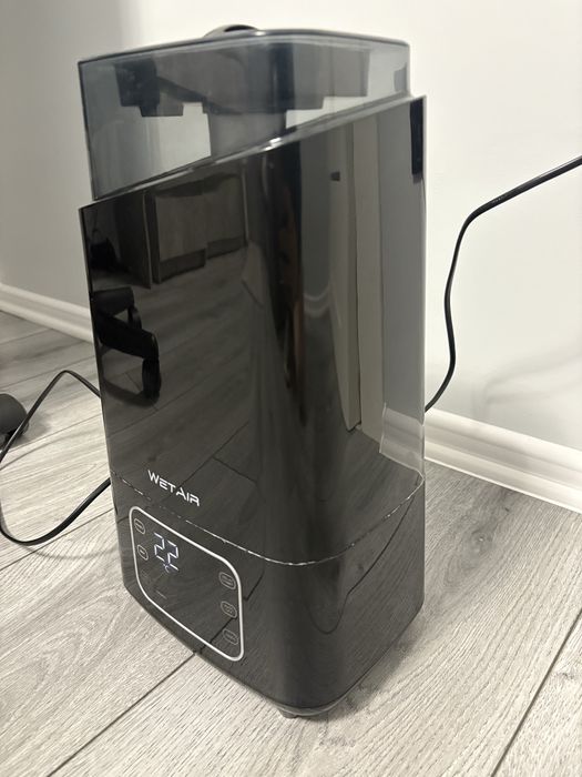 Продам зволожувач повітря WetAir MH-410B