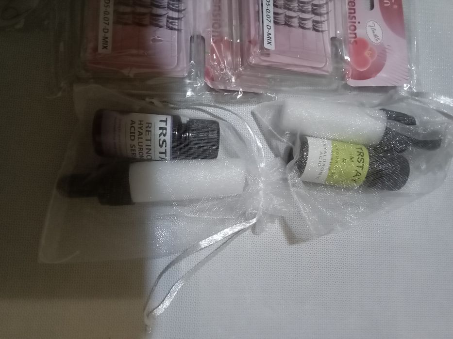 Набор: ресницы , сыворотка для лица ,маски