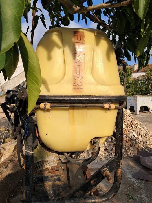 Pulverizador Tomix 200L