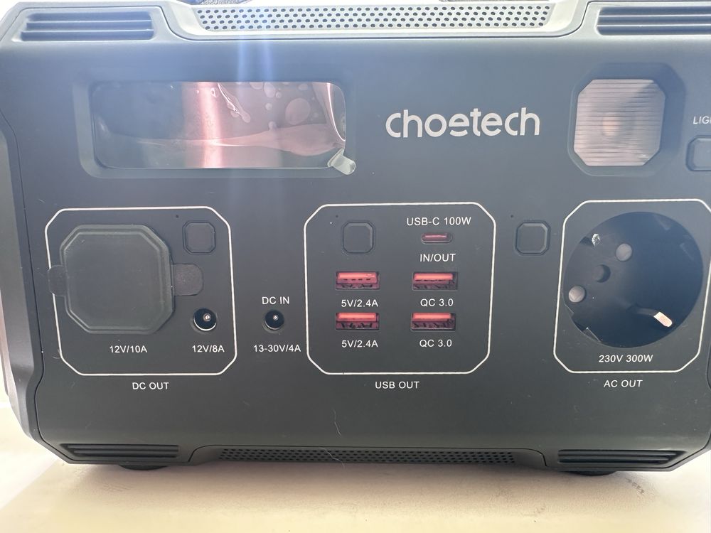 Зарядна станція Choetech