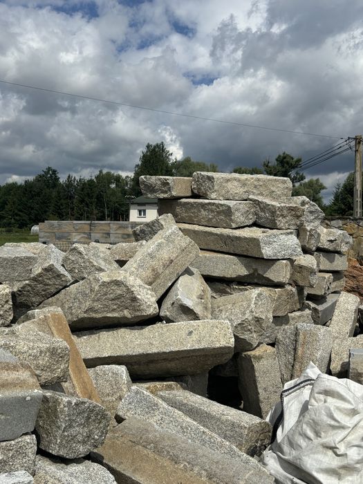 Granitowe obrzeża 1 metr 100 zł