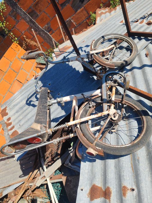 Bicicleta vintage para restauro
