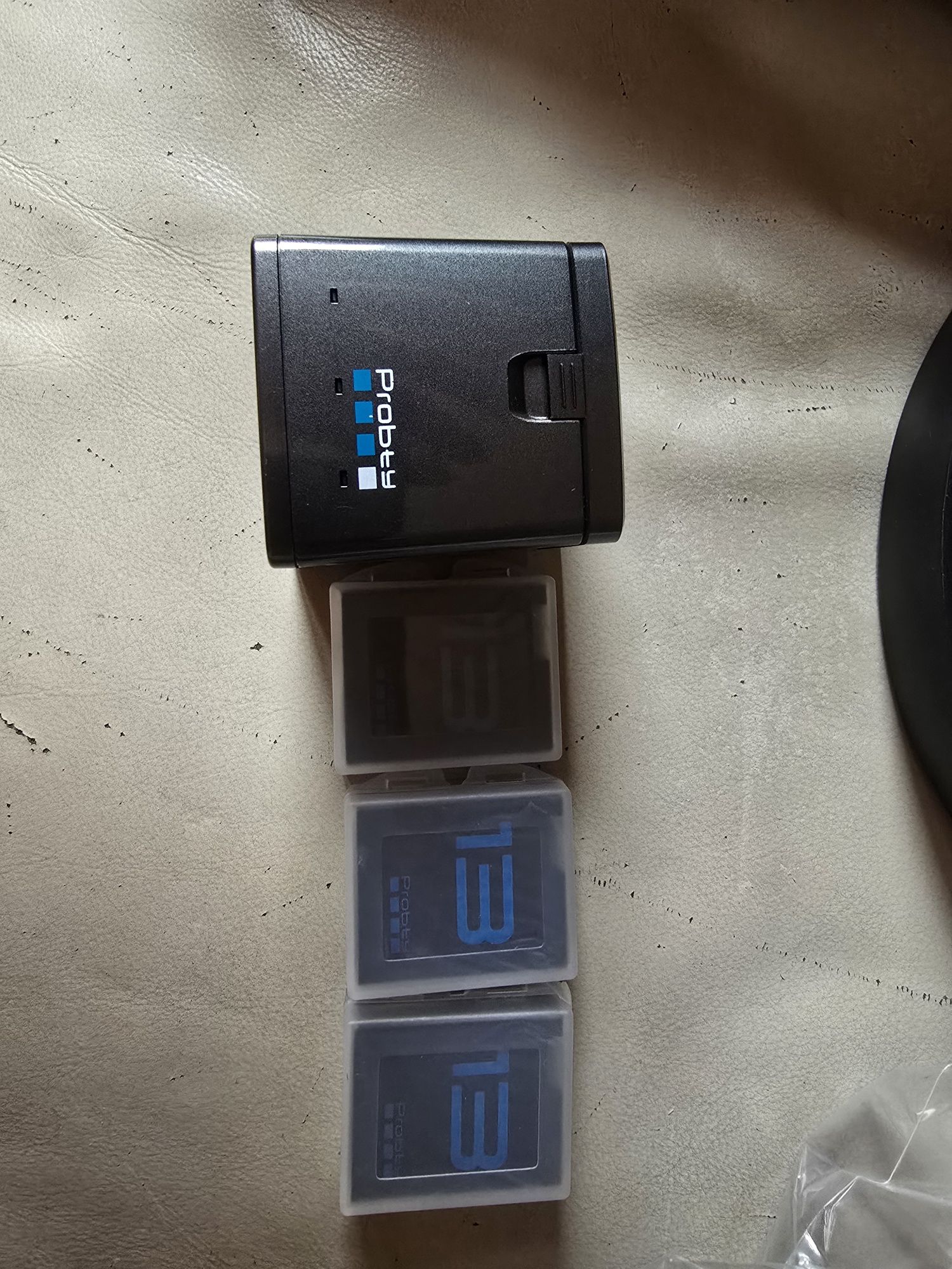 2Akumulatory GOPRO HERO z ladowarka